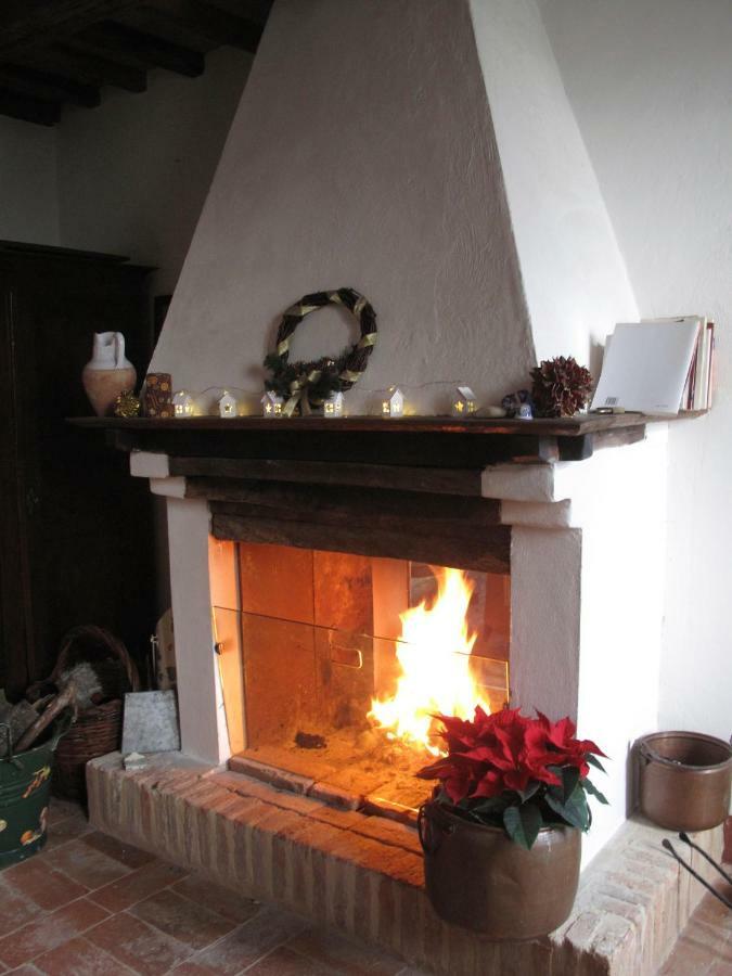 L'Infinito Bed & Breakfast Mombaroccio Eksteriør bilde