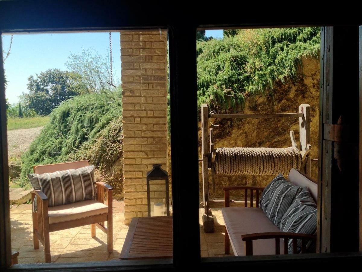 L'Infinito Bed & Breakfast Mombaroccio Eksteriør bilde